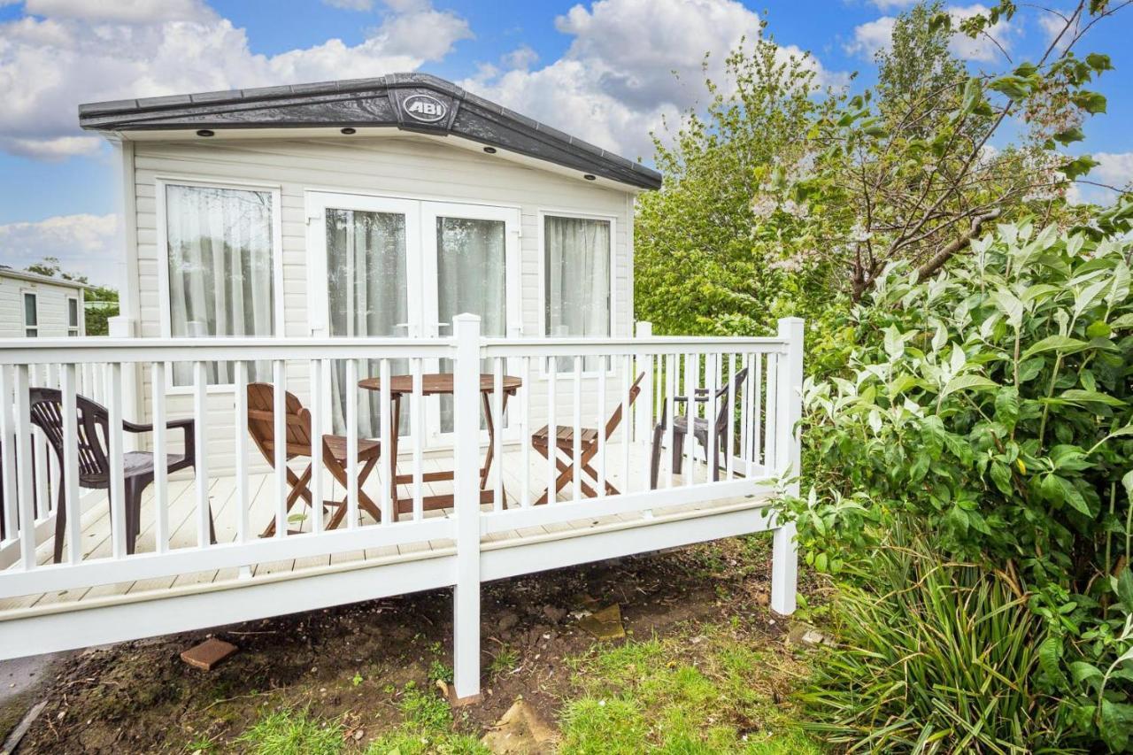 מלון סקגנס Beautiful 6 Berth Caravan With Decking At Southview Holiday Park Ref 33024O מראה חיצוני תמונה