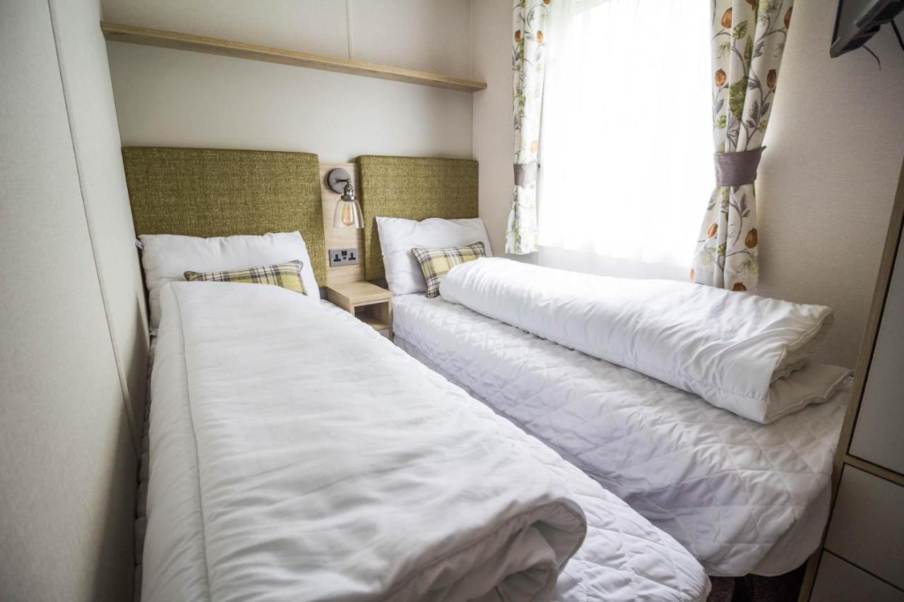 מלון סקגנס Beautiful 6 Berth Caravan With Decking At Southview Holiday Park Ref 33024O מראה חיצוני תמונה